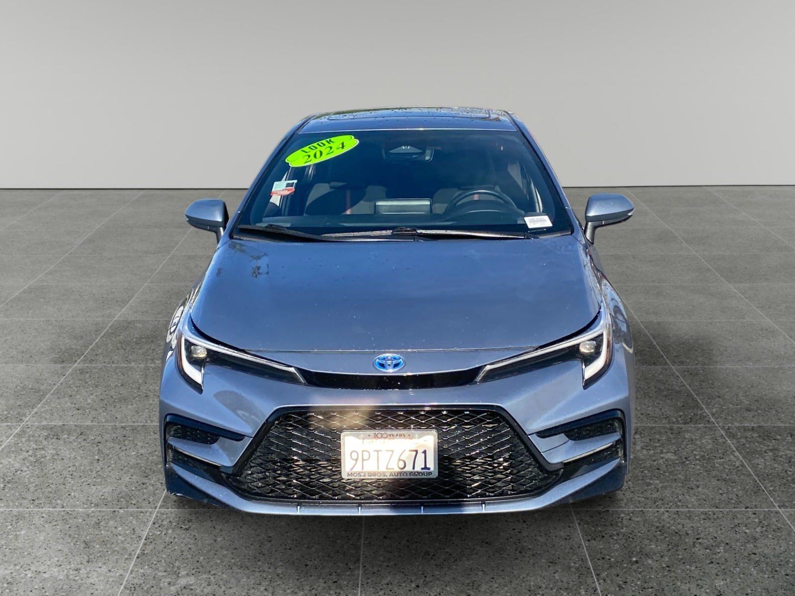 Used 2024 Toyota Corolla SE w/ SE Package FWD image 8