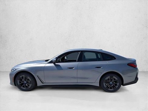 Used 2023 BMW i4 eDrive35 RWD image 8