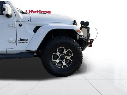 Used 2021 Jeep Gladiator Overland image 8