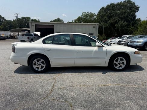 Used 2003 Pontiac Bonneville SE FWD image 8