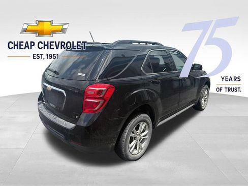 Used 2017 Chevrolet Equinox LT w/ Convenience Package AWD/4WD image 5