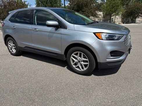 Used 2024 Ford Edge SEL AWD/4WD image 13