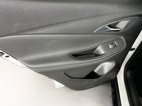 Used 2024 Buick Encore GX Sport Touring image 25