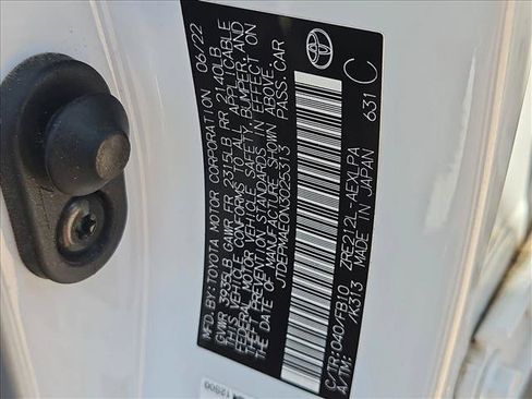 Used 2022 Toyota Corolla LE FWD image 17