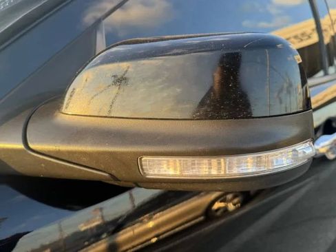 Used 2018 Ford Explorer Limited w/ Equipment Group 301A image 10