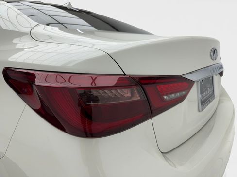 Used 2018 INFINITI Q50 Sport image 9