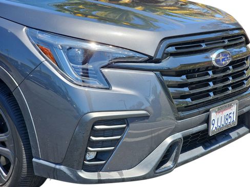 Used 2023 Subaru Ascent Onyx Edition AWD/4WD image 9