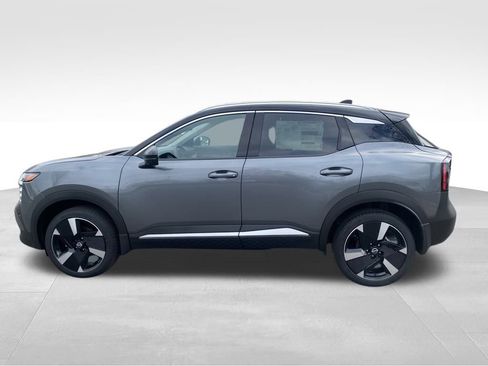 New 2025 Nissan Kicks SR w/ Interior Electronics Package FWD image 6