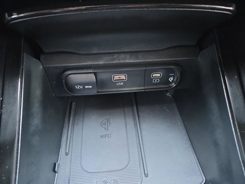 Used 2025 Kia Telluride SX AWD/4WD image 22
