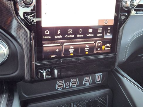 New 2026 RAM 1500 Limited image 17