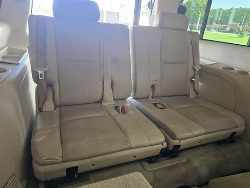 Used 2008 Cadillac Escalade ESV AWD image 21