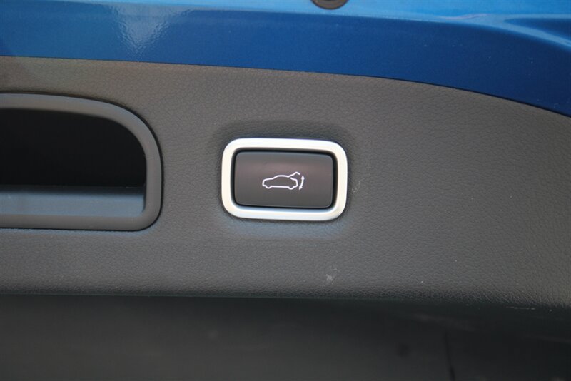 Used 2019 Kia Stinger GT2 AWD/4WD image 26