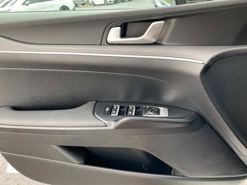 New 2026 Kia K5 LXS image 15