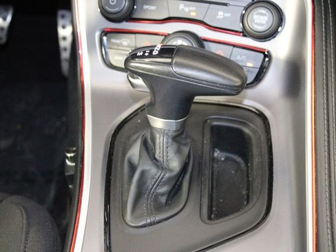 Used 2022 Dodge Challenger R/T image 32