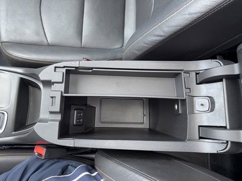 Used 2021 Chevrolet Equinox Premier FWD image 20