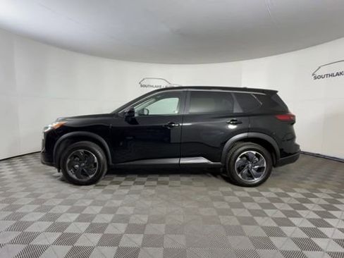 Used 2024 Nissan Rogue SV image 5