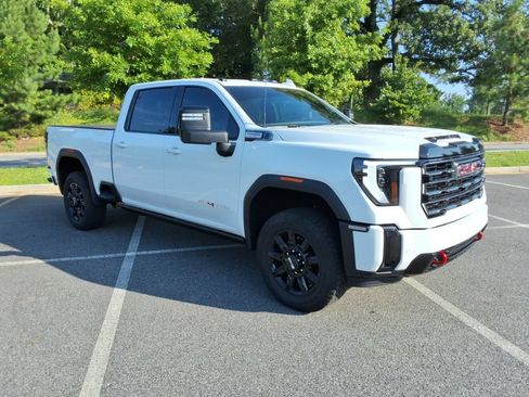 Certified 2026 GMC Sierra 2500 AT4 w/ AT4 Premium Plus Package AWD/4WD image 3
