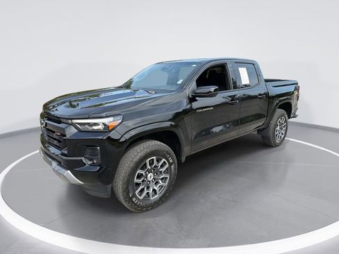 Used 2026 Chevrolet Colorado Z71 w/ Technology Package AWD/4WD image 1