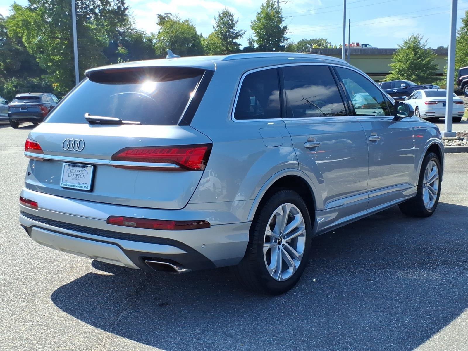 Certified 2025 Audi Q7 3.0T Premium Plus AWD/4WD image 8