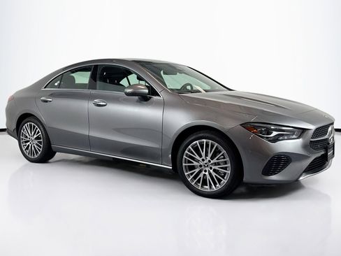 Certified 2025 Mercedes-Benz CLA 250 image 3