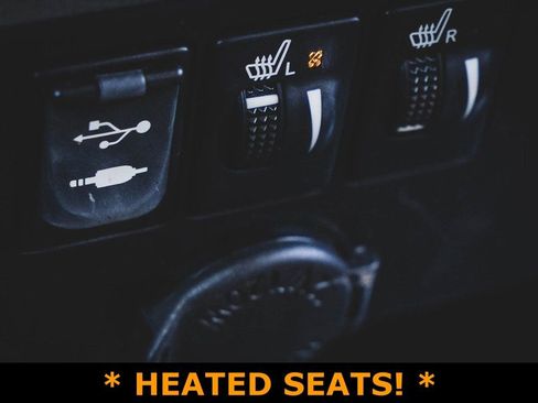 Used 2017 Toyota Sienna XLE Premium image 8