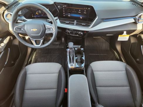 New 2026 Chevrolet Trax LT w/ Driver Confidence Package FWD image 19