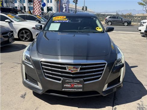 Used 2018 Cadillac CTS Luxury RWD image 2