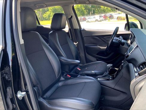 Used 2019 Buick Encore Preferred FWD image 7