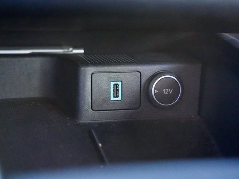 Used 2020 Ford Escape SE Sport image 22