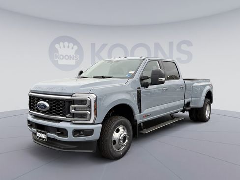 New 2026 Ford F350 Platinum image 1