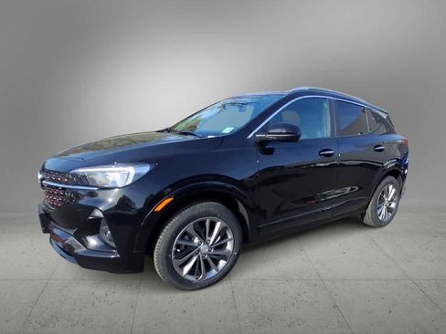 Used 2023 Buick Encore GX Select w/ Sport Touring Package image 4