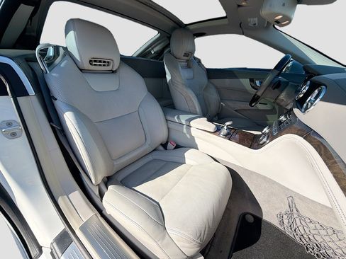 Used 2013 Mercedes-Benz SL 550 image 14