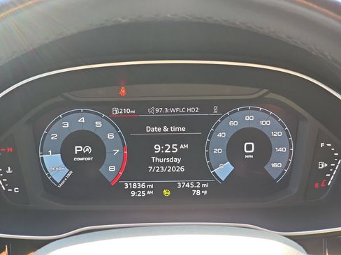 Used 2022 Audi Q3 2.0T Premium Plus AWD/4WD image 15