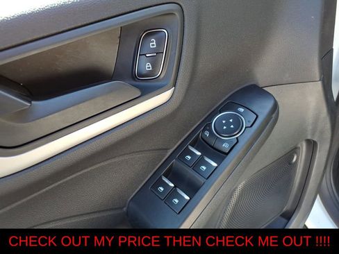 Used 2022 Ford Escape SE w/ SE Sport Appearance Package AWD/4WD image 14