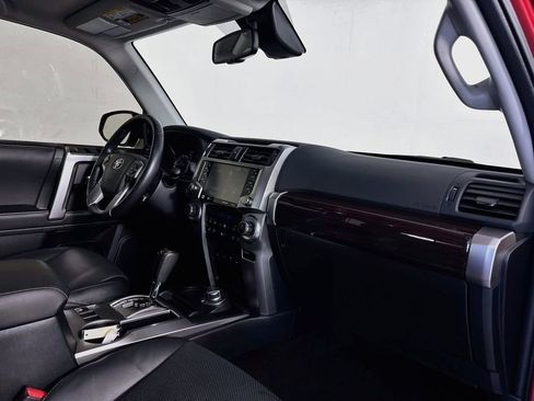 Used 2023 Toyota 4Runner Limited AWD/4WD image 35