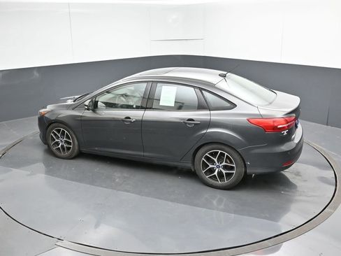 Used 2018 Ford Focus SEL image 50