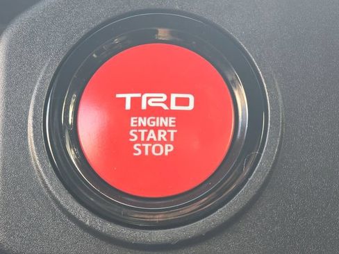 Used 2024 Toyota Tacoma TRD Off-Road AWD/4WD image 23