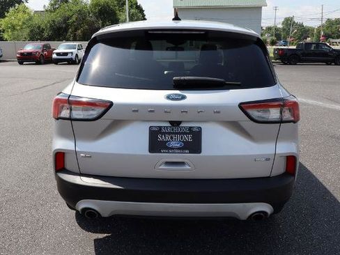 Certified 2020 Ford Escape SE AWD/4WD image 16