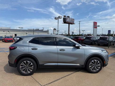 Used 2025 Buick Envision Preferred AWD/4WD image 5