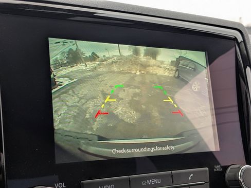 Used 2022 Nissan Frontier SV image 22