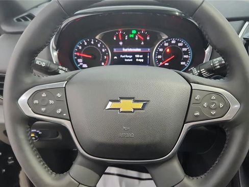 Used 2022 Chevrolet Traverse LT AWD/4WD image 42