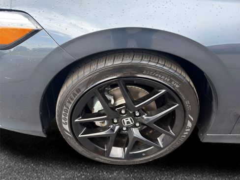 Used 2025 Honda Civic Sport image 9
