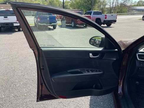 Used 2019 Kia Optima LX FWD image 15