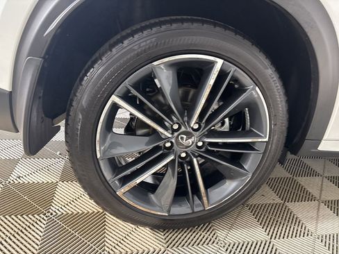 Used 2025 INFINITI QX55 Luxe w/ Cargo Package image 31