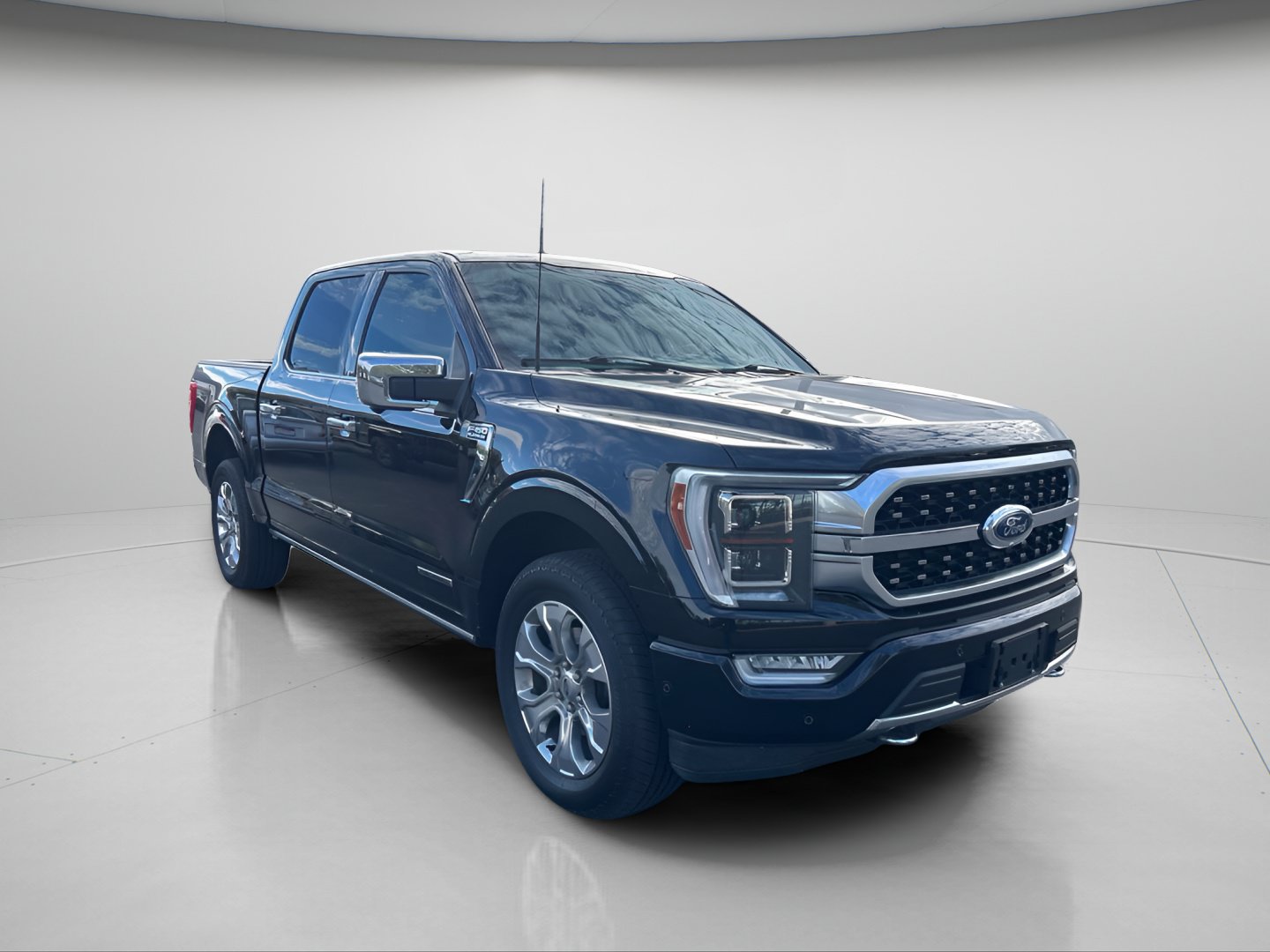 Used 2023 Ford F150 Platinum w/ Equipment Group 701A High AWD/4WD image 3