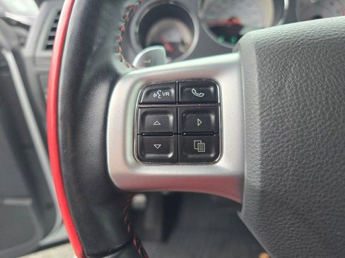 Used 2014 Dodge Challenger R/T image 24