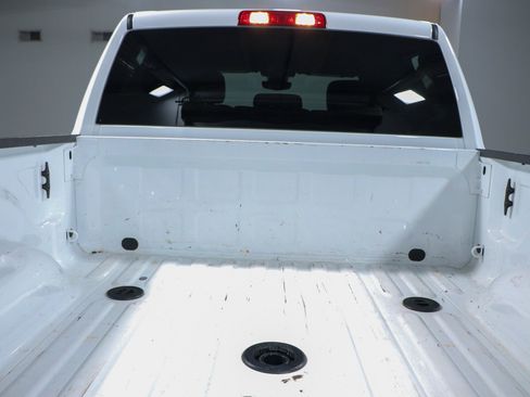 Used 2024 RAM 2500 Big Horn AWD/4WD image 27