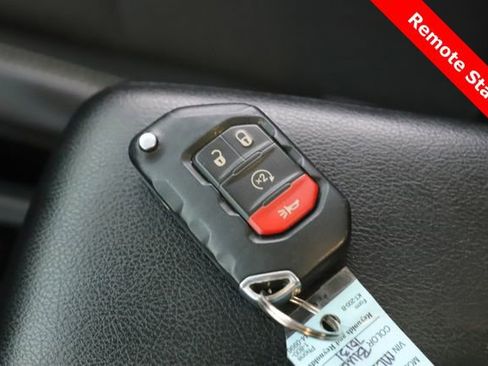 Used 2021 Jeep Gladiator Sport AWD/4WD image 3
