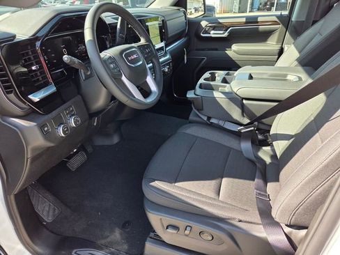 New 2026 GMC Sierra 1500 SLE w/ Preferred Package RWD image 5