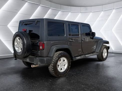 Used 2018 Jeep Wrangler Unlimited Sport S image 4